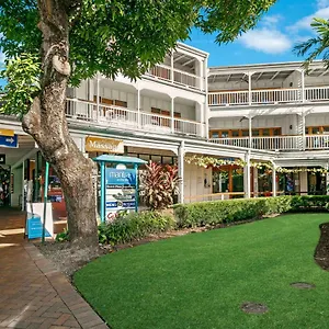 **** Resort Mantra On The Inlet Australia