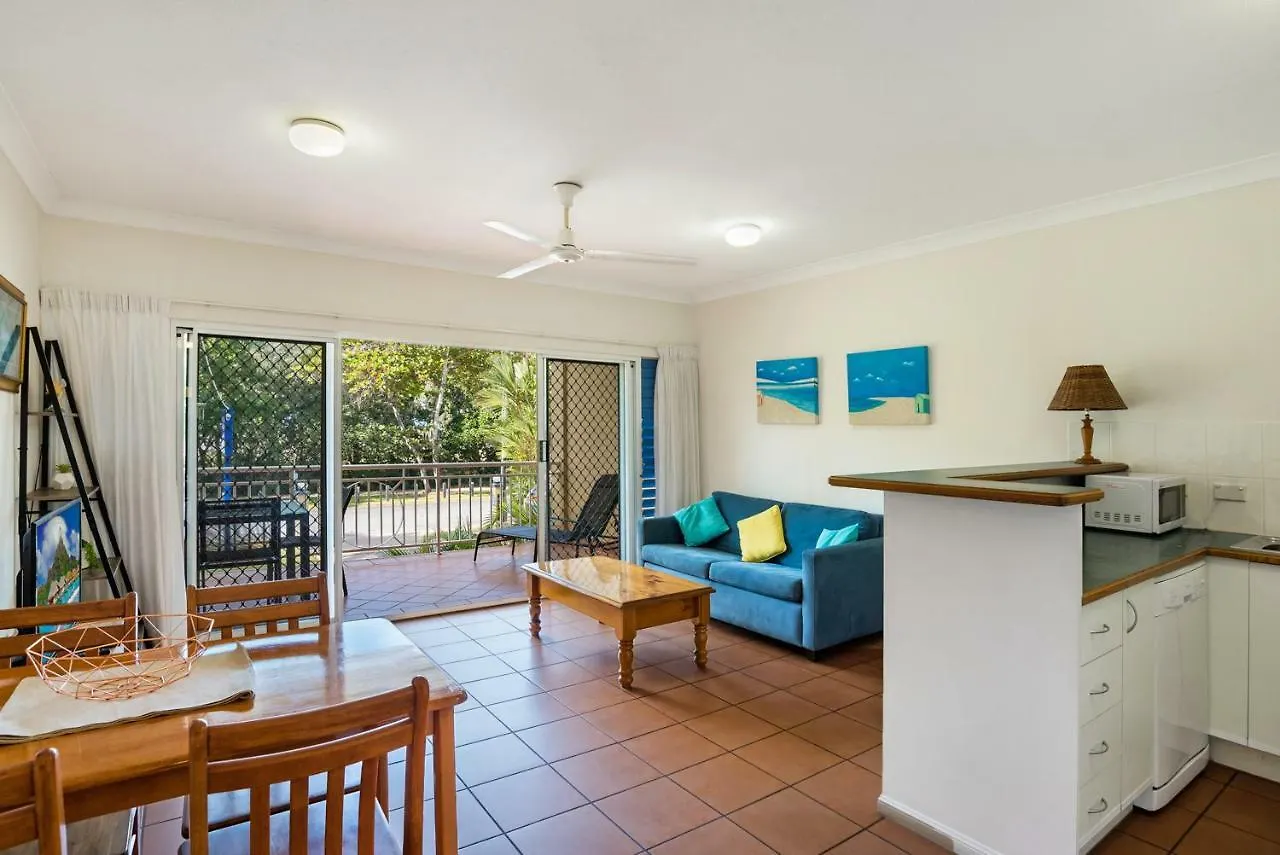 Aparthotel The York Beachfront Holiday Apartments Yorkeys Knob